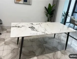 Table Marbre Élégante 130×70 – Livraison GRATUITE
