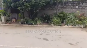 À VENDRE – DJOROGOBITÉ 1 en Bordure D’une Voie Perpendiculaire À