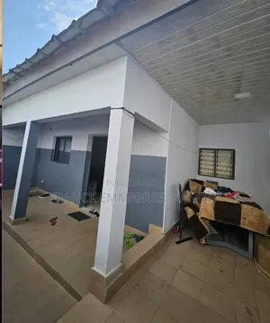3chbre Villa dans Appartement Ideal, Cocody à Vendre