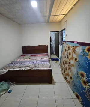3chbre Villa dans Appartement Ideal, Cocody à Vendre
