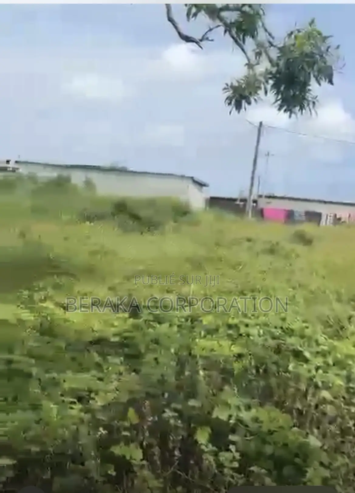  *TERRAIN À VENDRE – YOPOUGON TERMINUS 27*  *Superficie : 1,2 Hecta