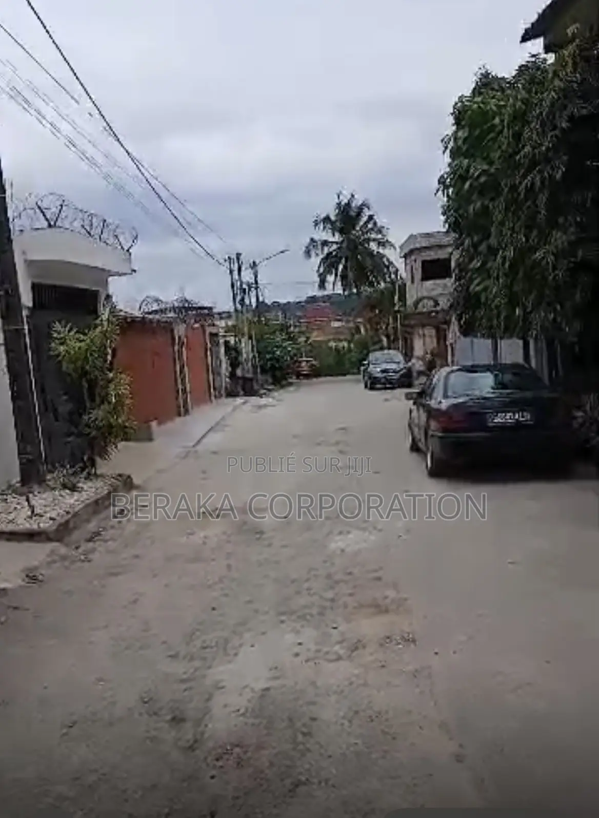 12chbre Duplex dans Beraka Corporation, Cocody à Vendre