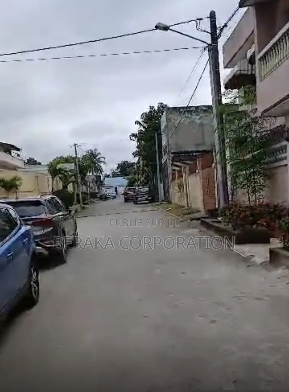 12chbre Duplex dans Beraka Corporation, Cocody à Vendre