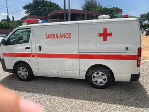 Nouveau Toyota HiAce 2026 Blanc