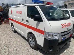 Nouveau Toyota HiAce 2026 Blanc