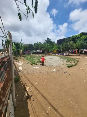 U. Terrain De 750M en Vente À Cocody Rivera Bonoumin