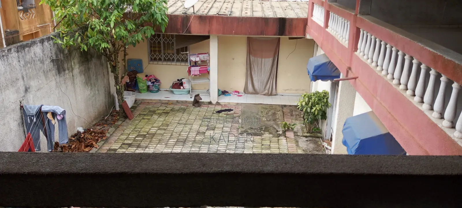 11chbre Maison dans Ahondjon Kader, Yopougon à Vendre