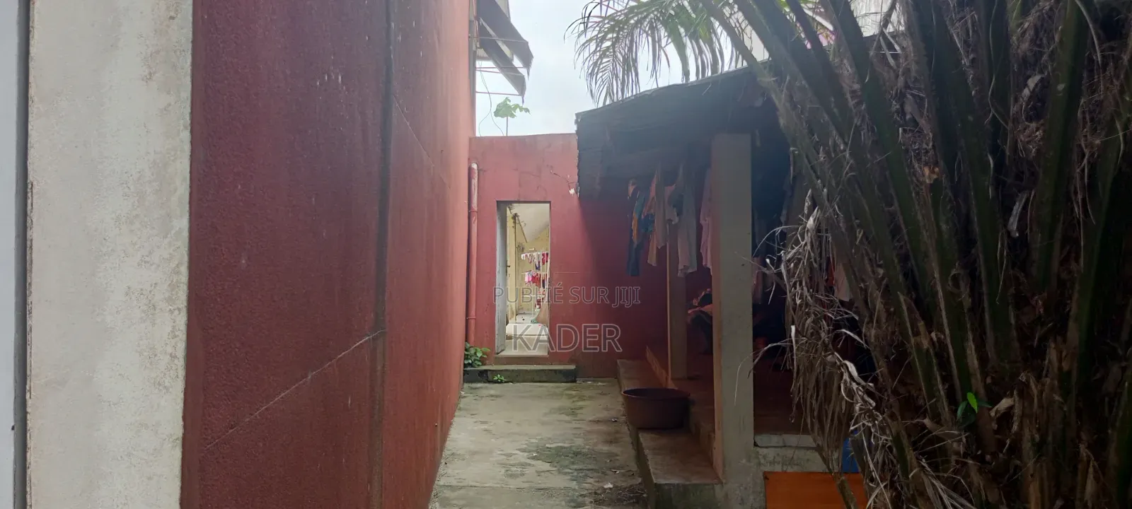 11chbre Maison dans Ahondjon Kader, Yopougon à Vendre
