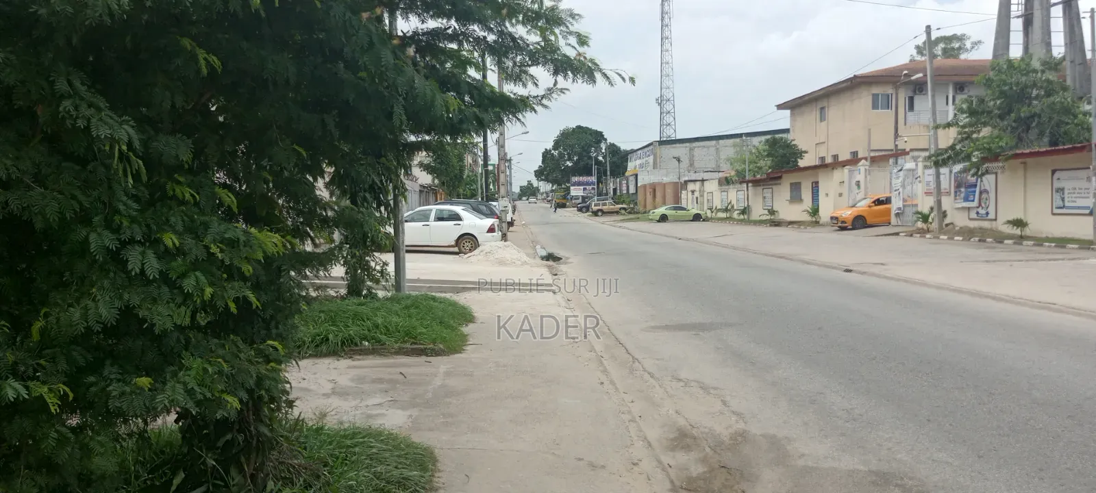 11chbre Maison dans Ahondjon Kader, Yopougon à Vendre