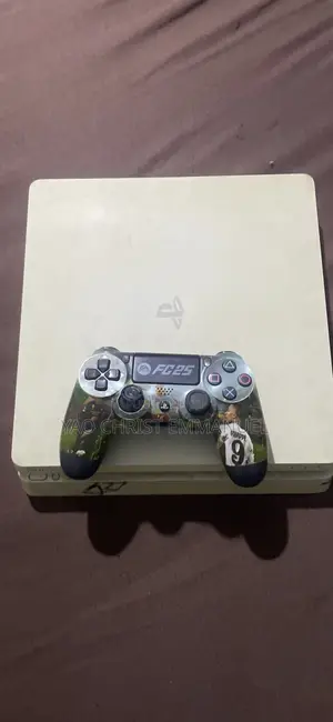 Ps4 en Parfaite État