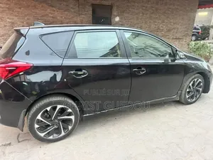 Toyota Corolla 2018 Noir