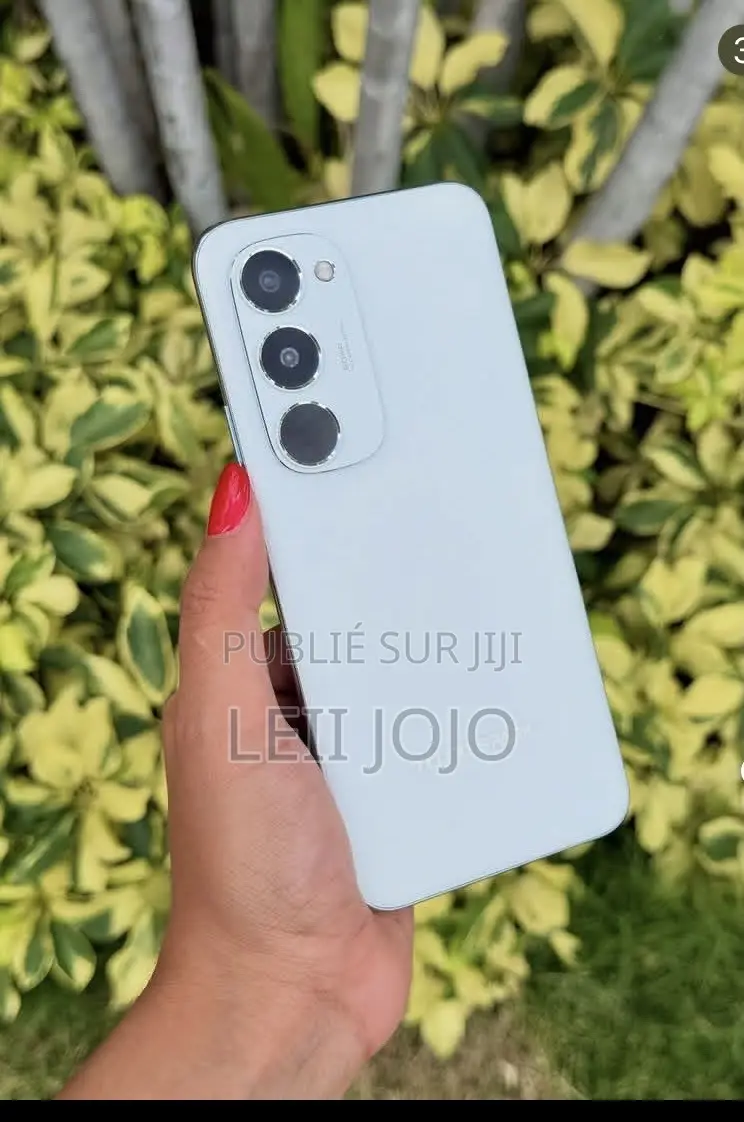 Nouveau Tecno Spark 40 Pro+ 256 GB Blanc