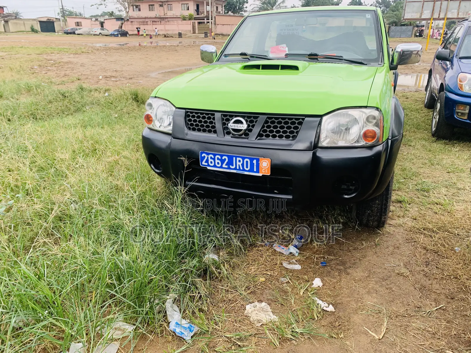 Nissan Hardbody 2014 Vert