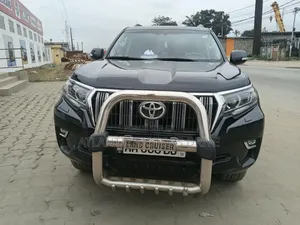 Toyota Land Cruiser Prado 2023 Noir