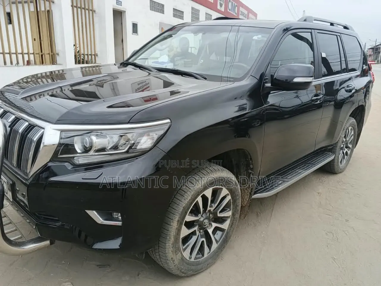 Toyota Land Cruiser Prado 2023 Noir