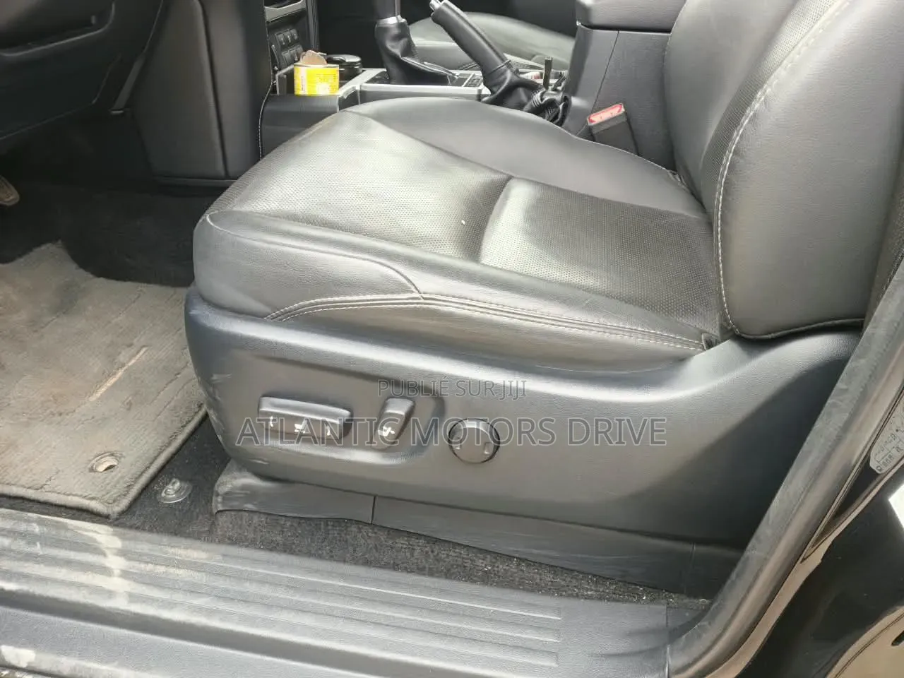 Toyota Land Cruiser Prado 2023 Noir