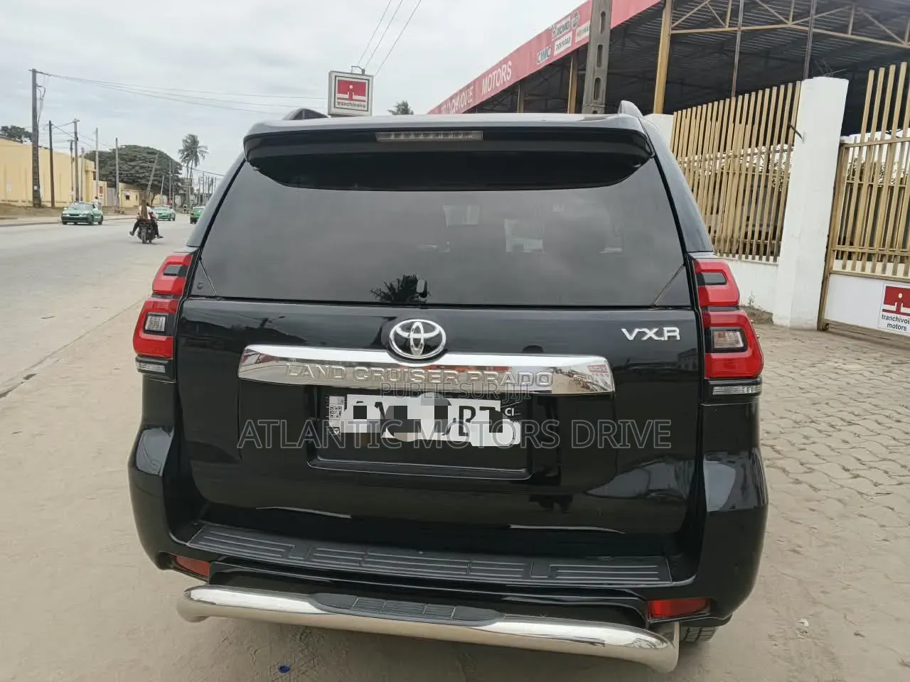 Toyota Land Cruiser Prado 2023 Noir