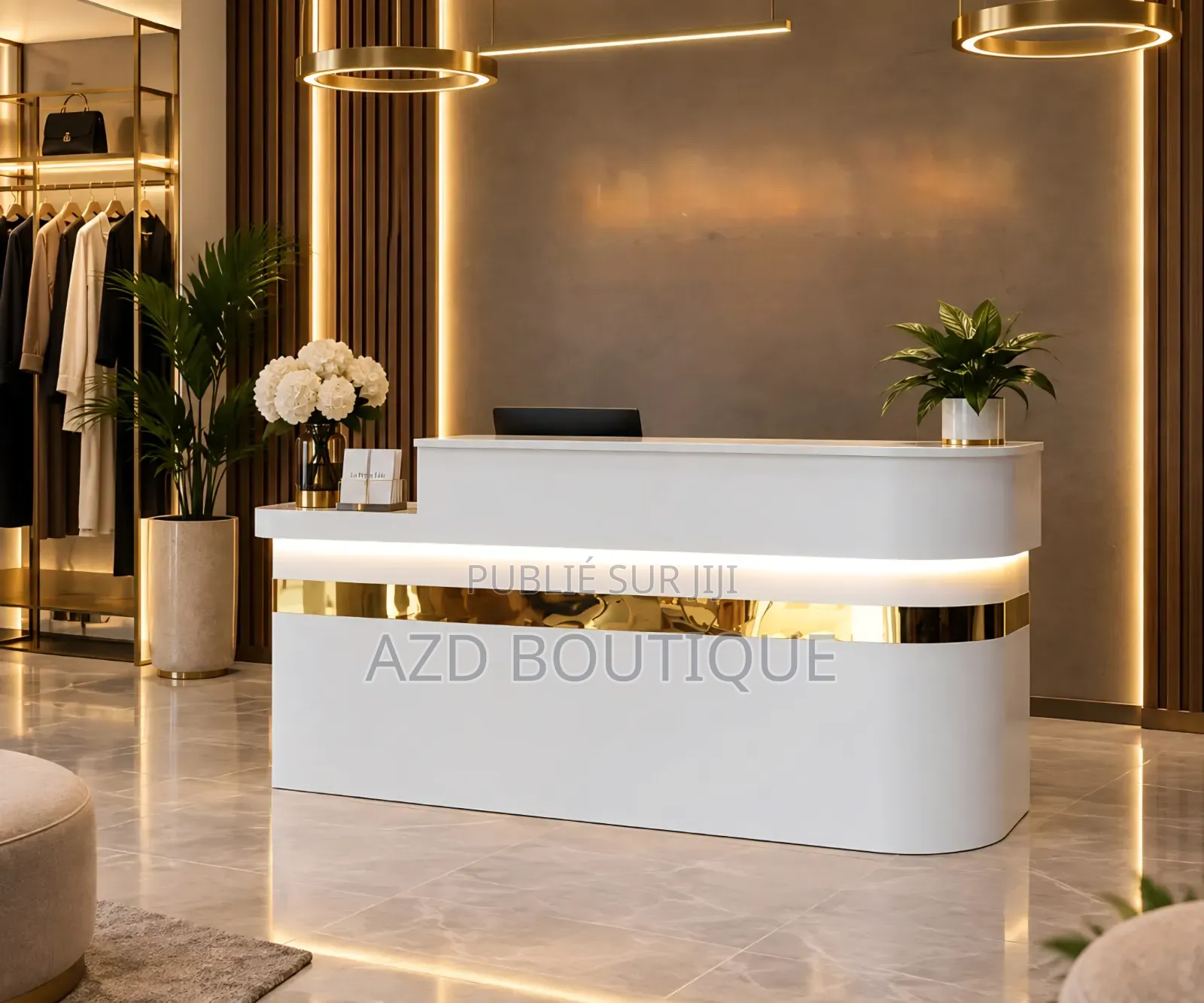 Comptoir d'Accueil Minimaliste - Bandes LED Et Laiton Polie