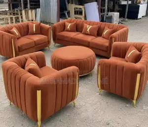 Fauteuils Disponible
