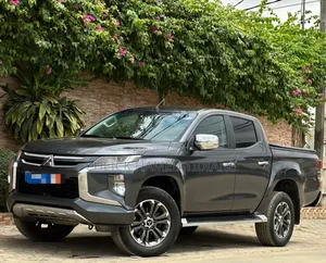 Mitsubishi L200 2022 Noir Mat