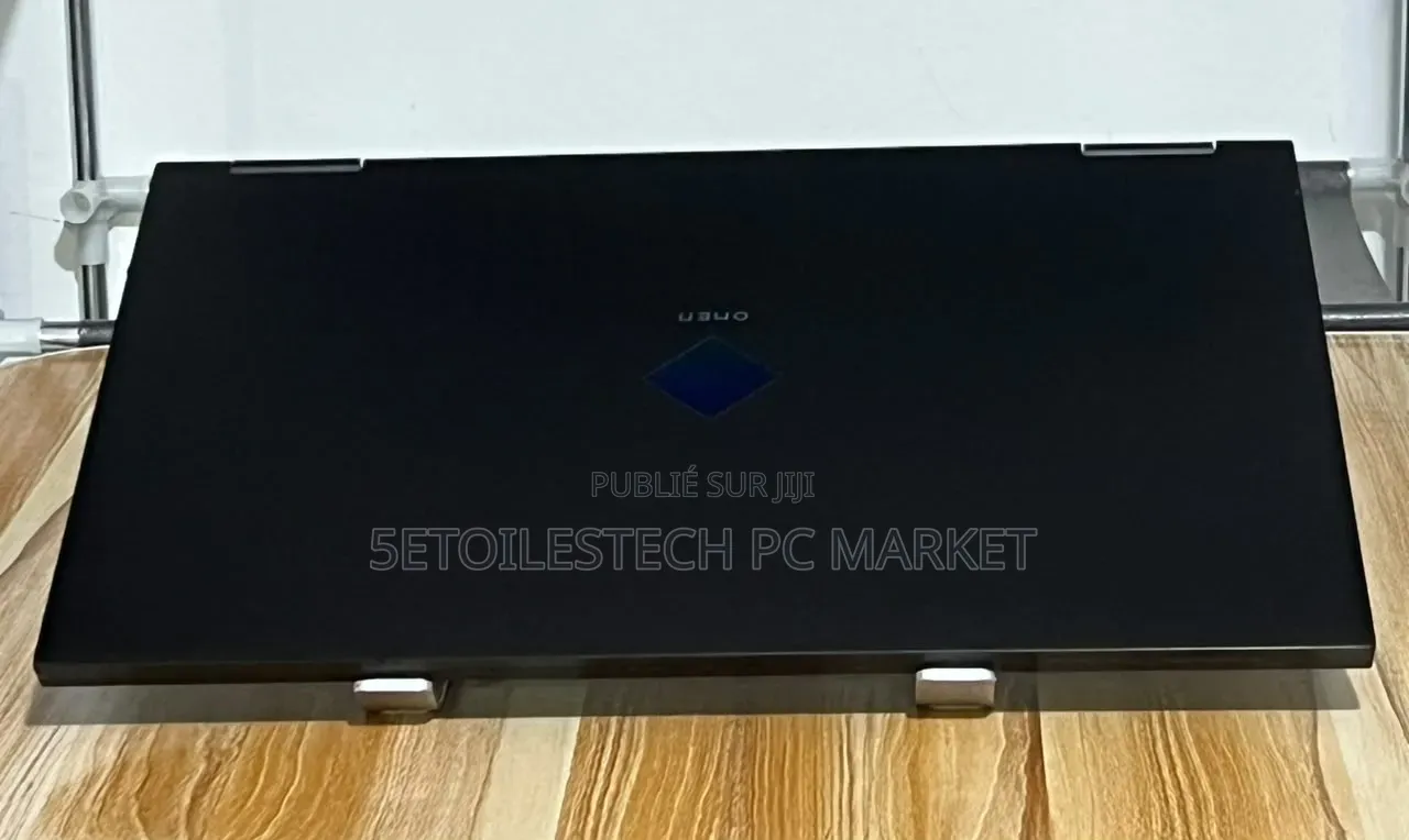 Nouveau HP Omen 15-dh002nr 16GB Intel Core i7 SSD 512GB