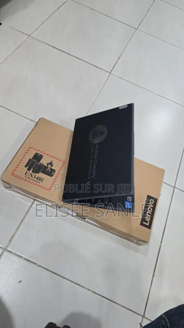 Nouveau Ordinateur portable Lenovo 100e 4GB Intel Celeron SSD 60GB