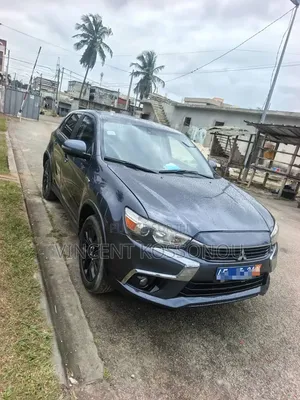 Mitsubishi Outlander 2019 Gris