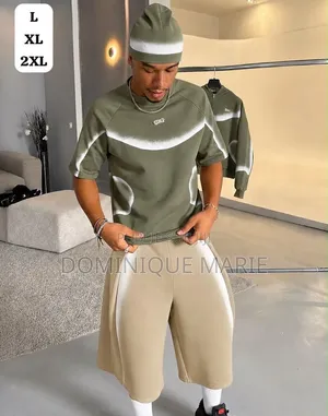 Vente Aussi Des Vêtements Homme Ou Femme