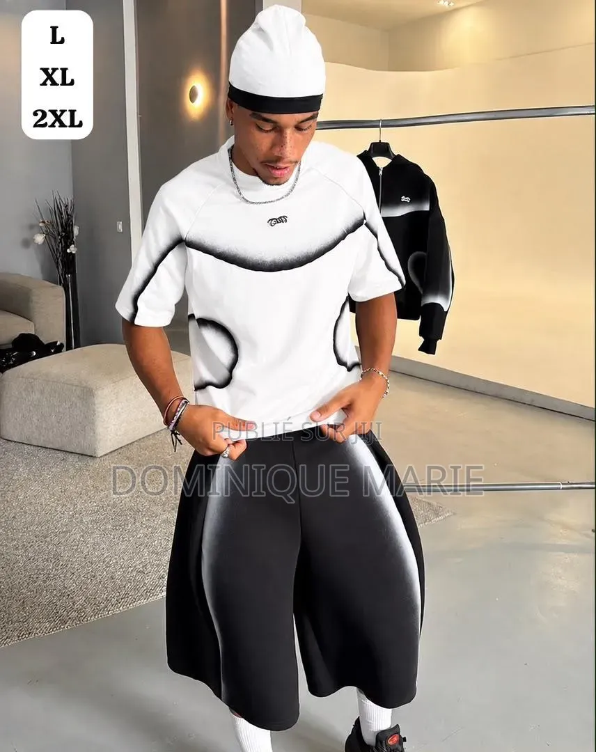 Vente Aussi Des Vêtements Homme Ou Femme