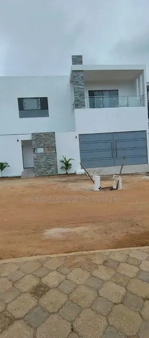 6chbre Villa dans Villa Duplex 9, Cocody à Vendre