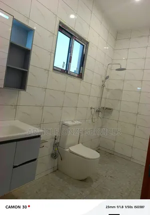 6chbre Villa dans Villa Duplex 9, Cocody à Vendre