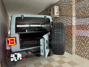 Jeep Wrangler Rubicon 392 4 Door 4x4 2023 Gris