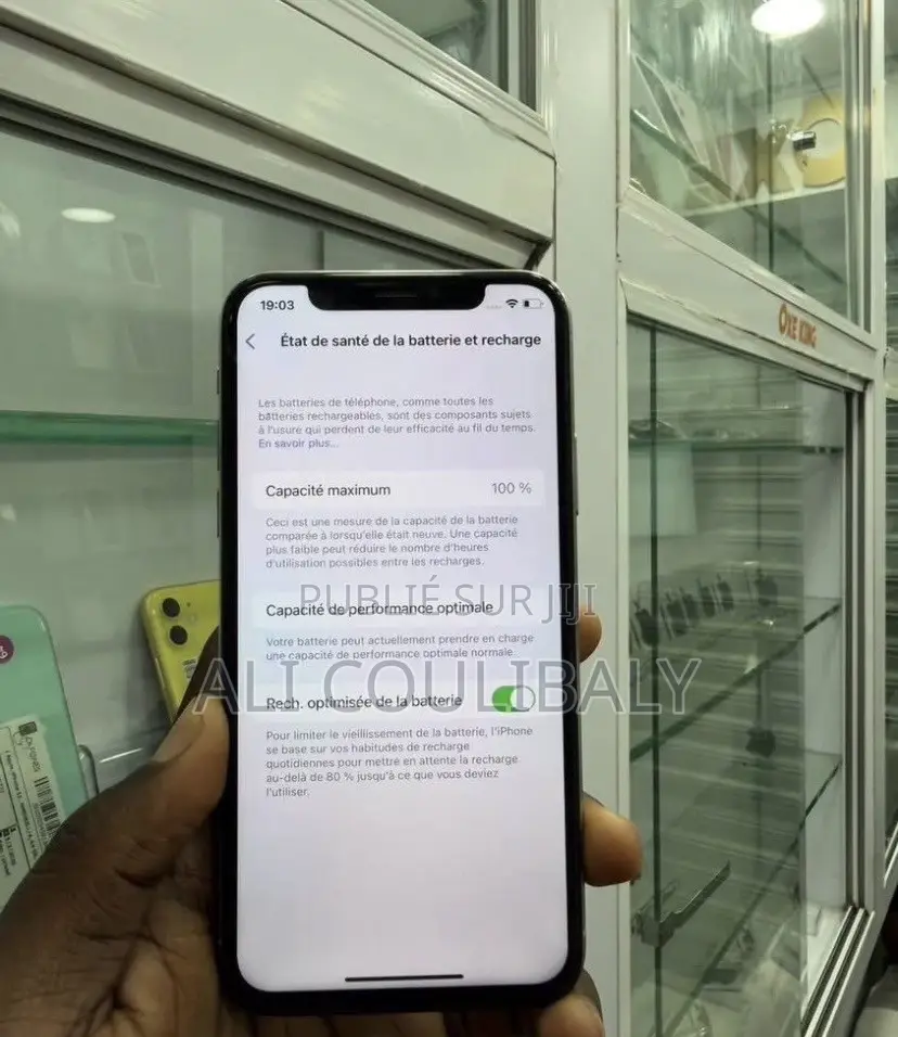 Nouveau Pomme iPhone 11 128 GB Noir