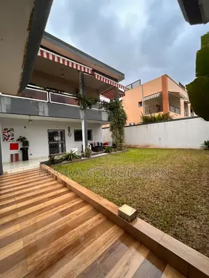 6chbre Duplex dans Beraka Corporation, Bingerville à Louer