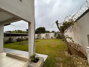 6chbre Duplex dans Beraka Corporation, Bingerville à Louer