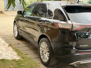 Ford Edge Titanium AWD 2019 Noir