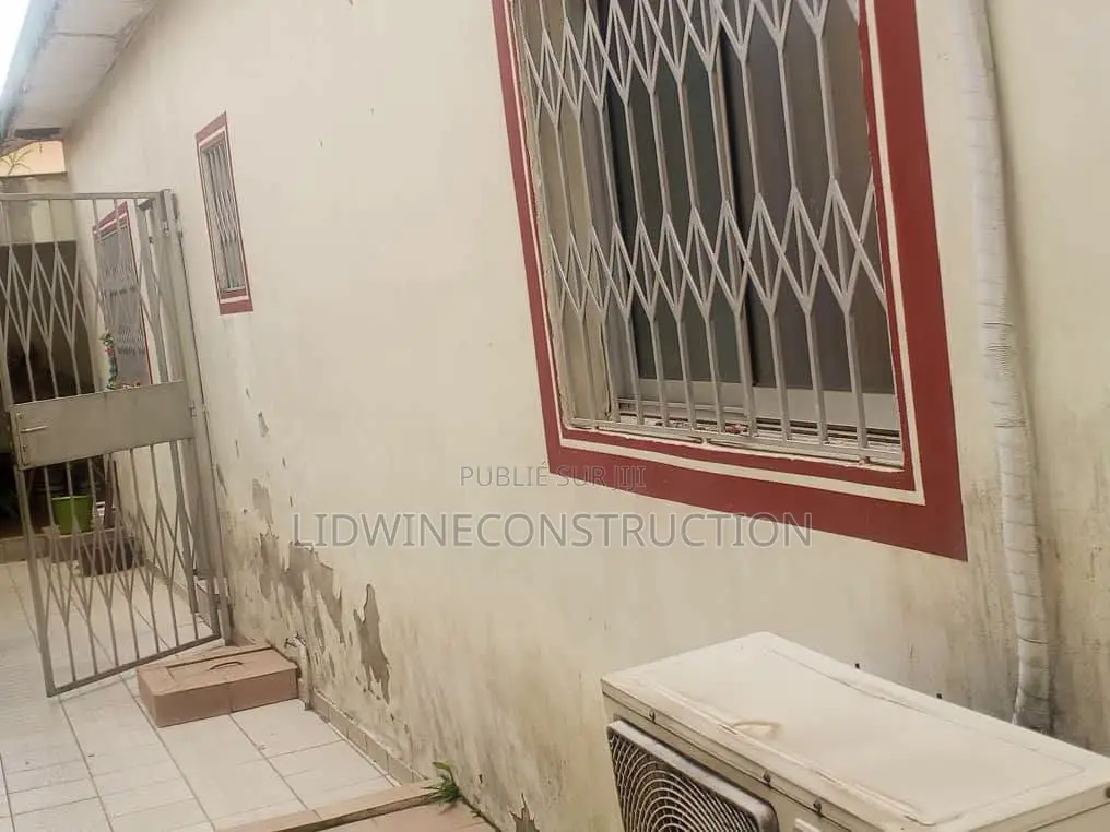 3chbre Villa dans Songon à Vendre