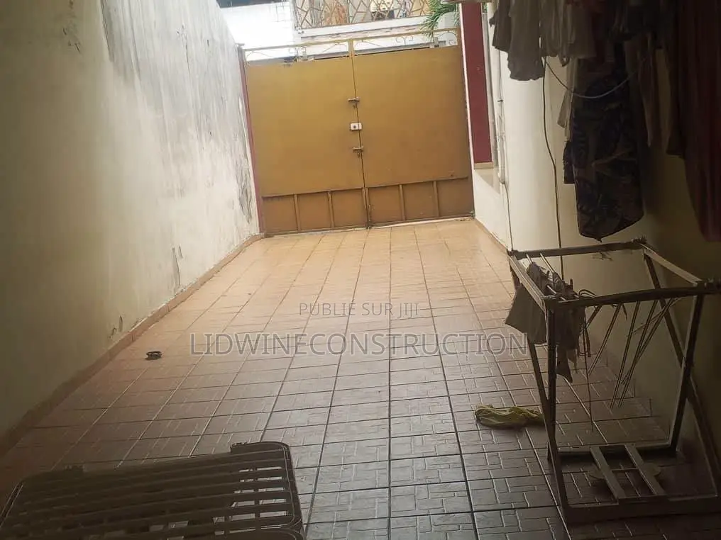 3chbre Villa dans Songon à Vendre