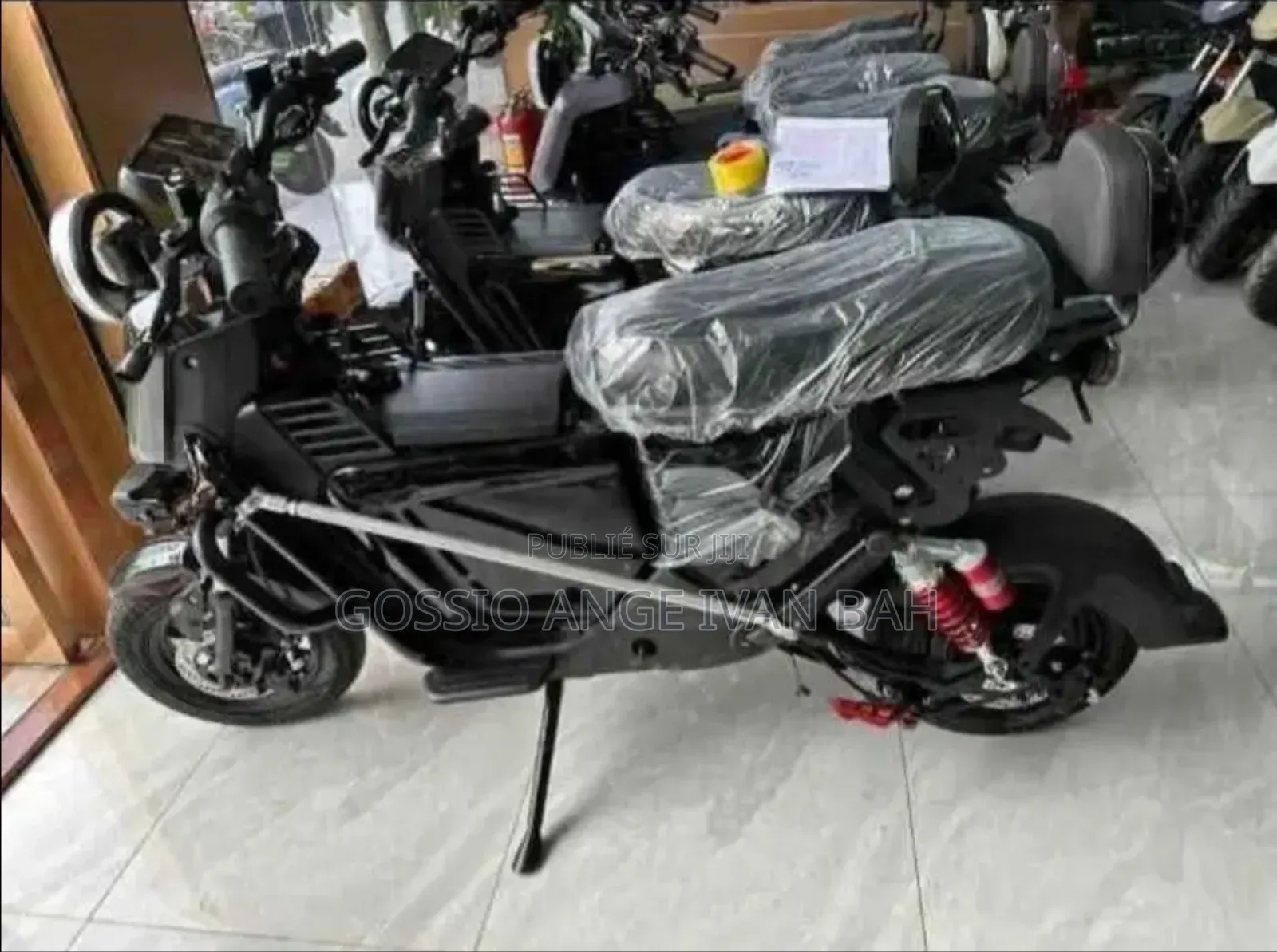 Nouveau Yamaha DT175 2026 Noir