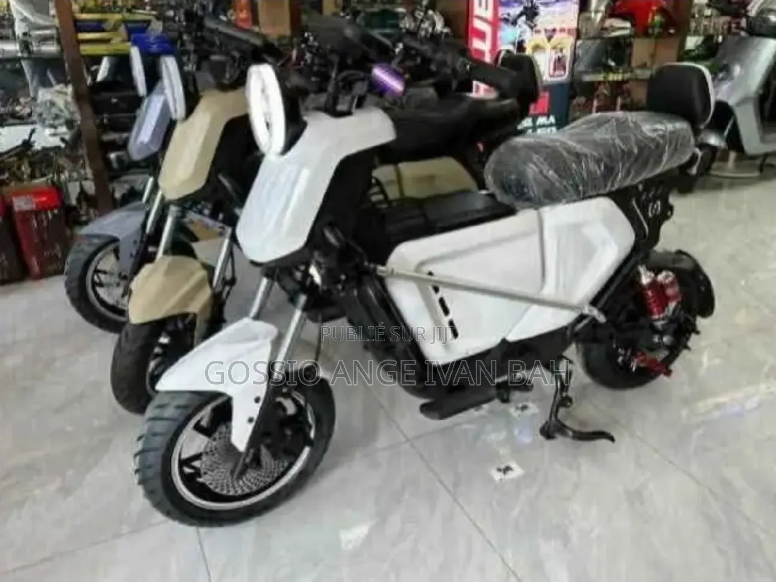 Nouveau Yamaha DT175 2026 Noir