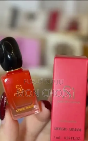 Parfums De Luxe