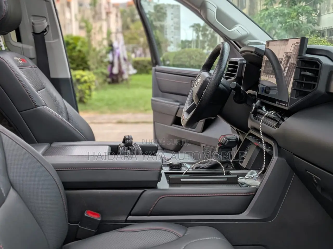 Toyota Sequoia 2025 Noir