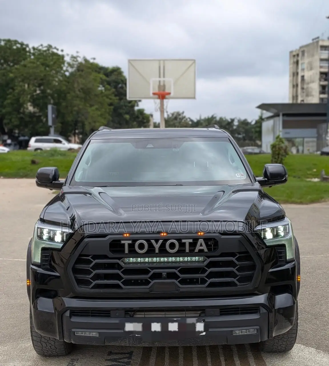 Toyota Sequoia 2025 Noir