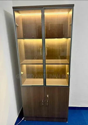 Nouveau Armoire Disponible