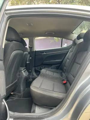 Hyundai Elantra ECO 2018 Gris