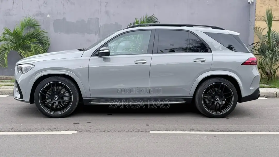 Nouveau Mercedes-Benz GLE-Class AMG GLE 53 AWD 2025 Gris