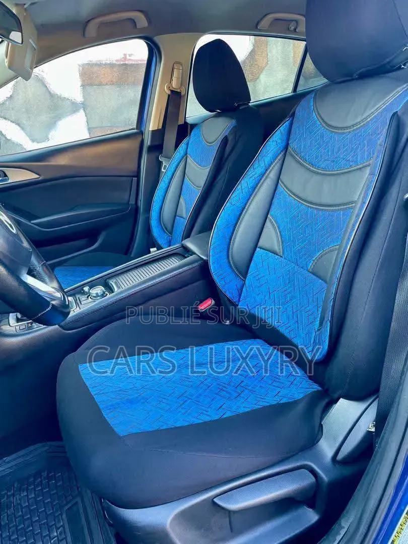 Mazda 3 2018 Bleu