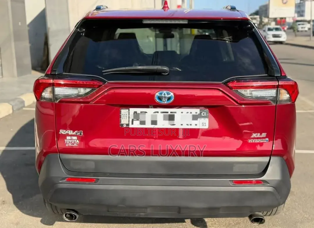 Toyota RAV4 XLE AWD 2023 Rouge