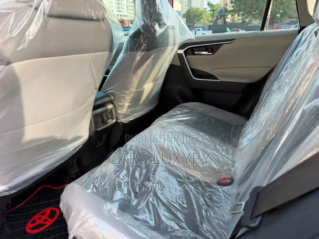 Toyota RAV4 XLE AWD 2023 Rouge