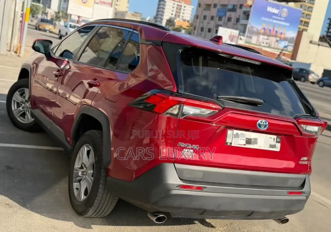 Toyota RAV4 XLE AWD 2023 Rouge